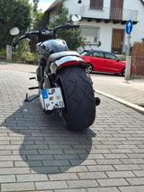 Harley-Davidson V-Rod Muscle - HARLEY-DAVIDSON ROD