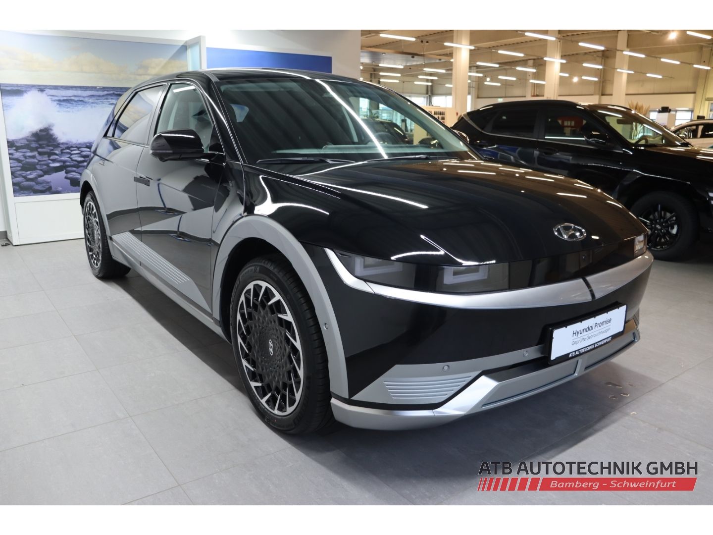 Fahrzeugabbildung Hyundai IONIQ 5 Uniq SOH 100% 4WD 77,4 kWh Relax-Paket 2