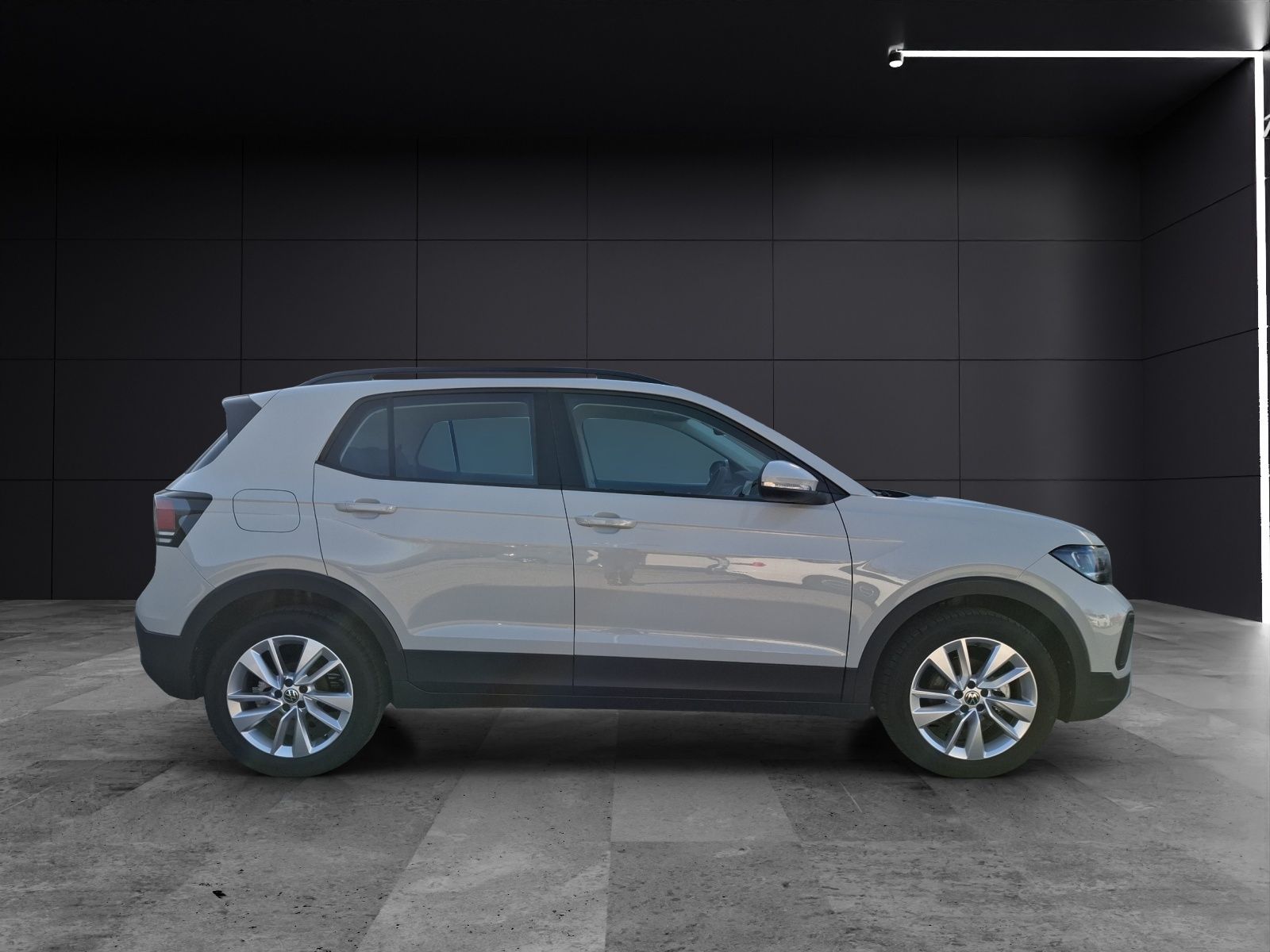 Fahrzeugabbildung Volkswagen T-Cross TSI Life DSG LED Navi AID ACC PDC SH LM