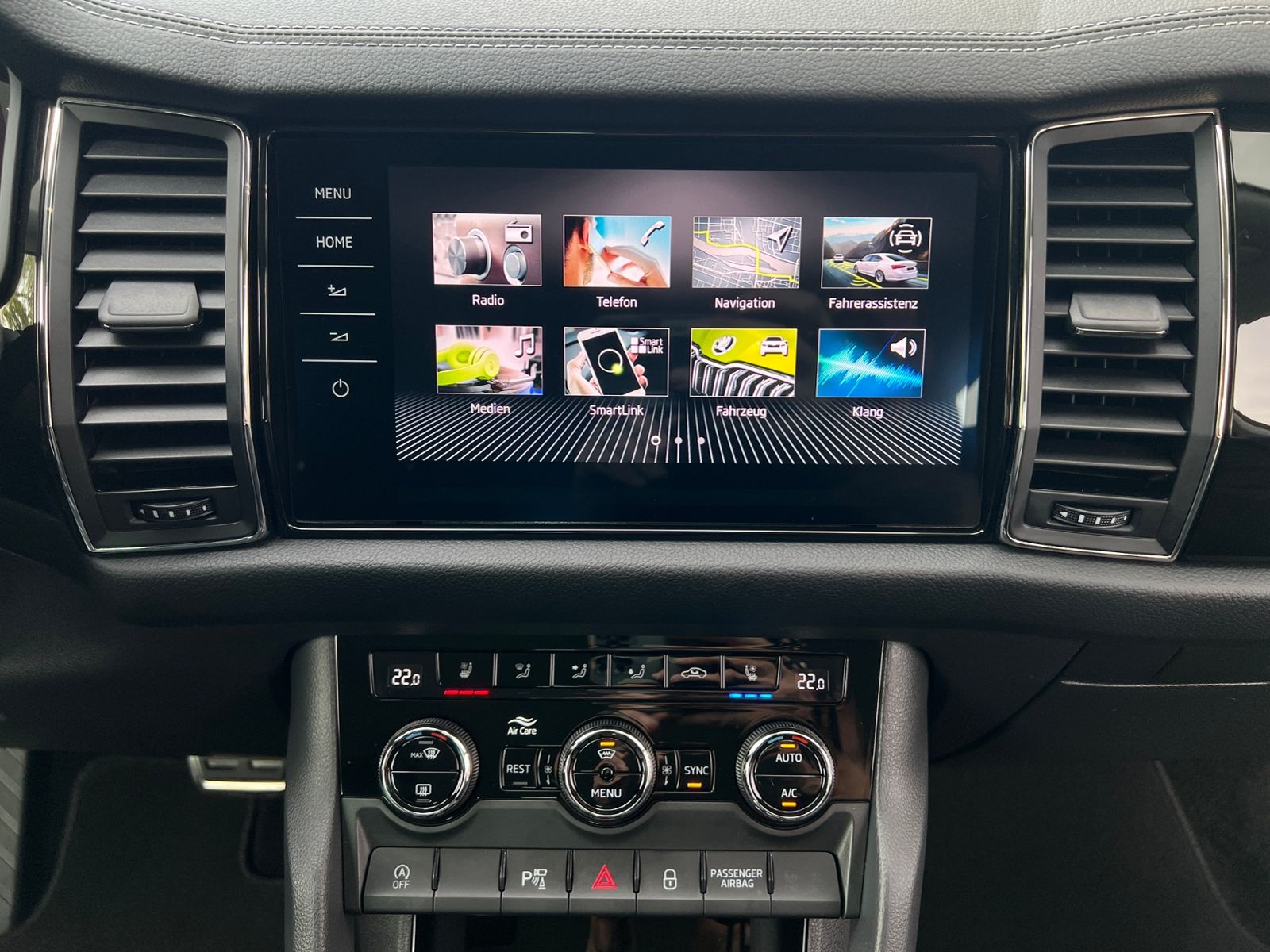 Fahrzeugabbildung SKODA Kodiaq FL L&K 2.0 TDI DSG 4x4 *AHK, LED, ACC, Co