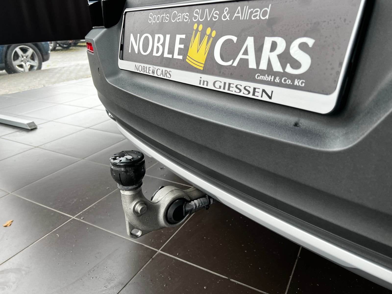 Fahrzeugabbildung Volvo XC40 Inscription LEDER NAVI PANO AHK 360°
