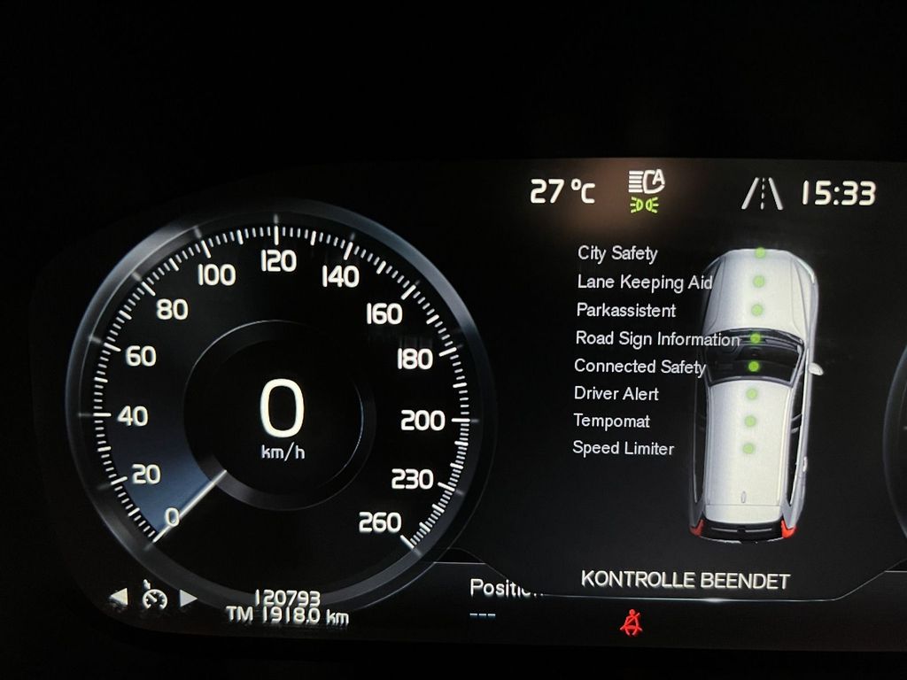 Volvo XC60 D5 Inscription AWD B&W Massage Pano Kamera