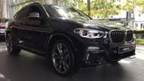 BMW X4 M40 M40i - - schwarze BMW X4 M40