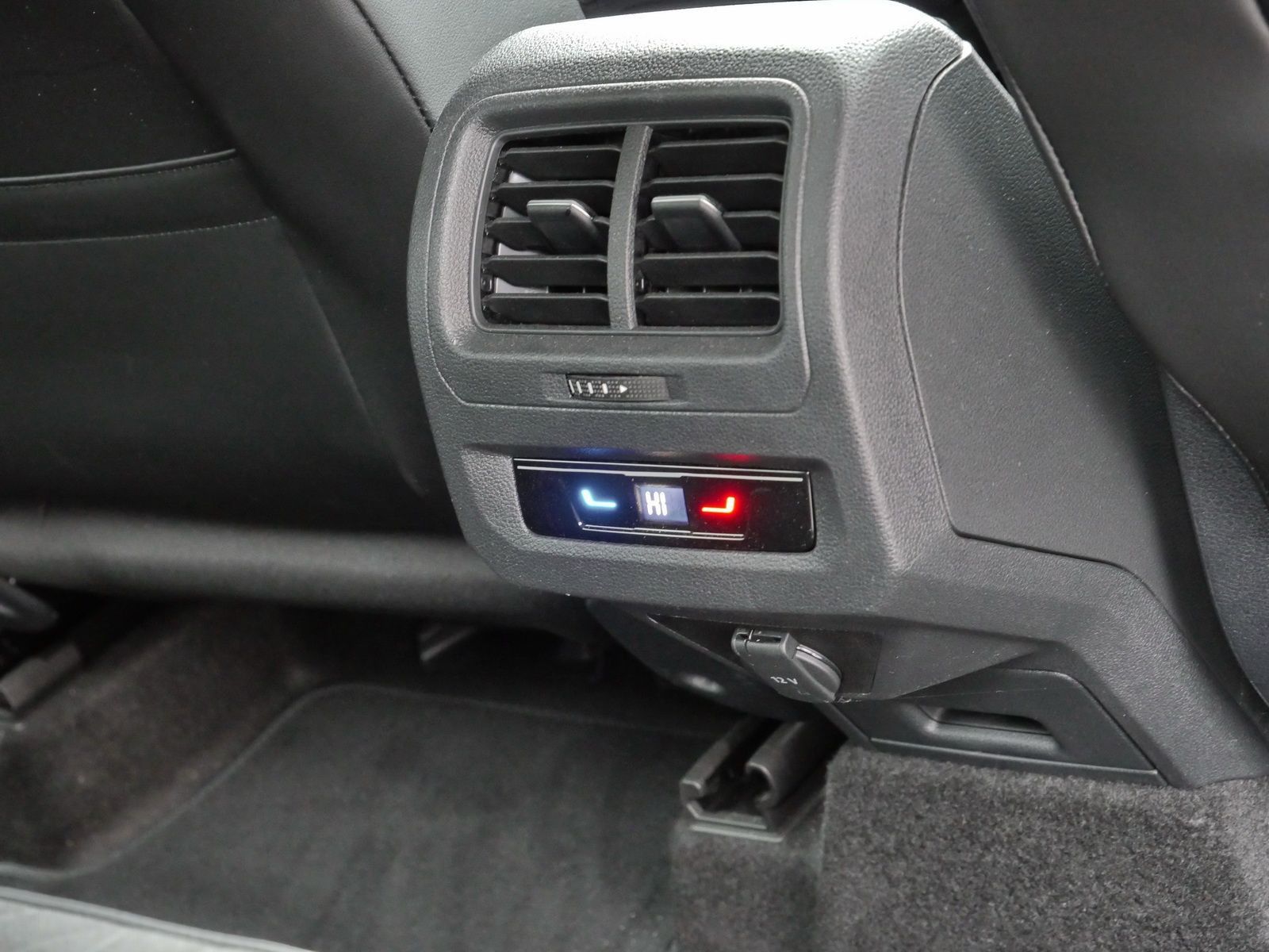 Volkswagen Touran - Bild 17