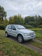 Mercedes-Benz ML 230 - - Mercedes-Benz ML 230 aus 1999