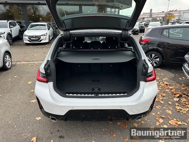 Fahrzeugabbildung BMW 330 i xDrive M-Sport Touring Kamera/ACC/Sitzh.