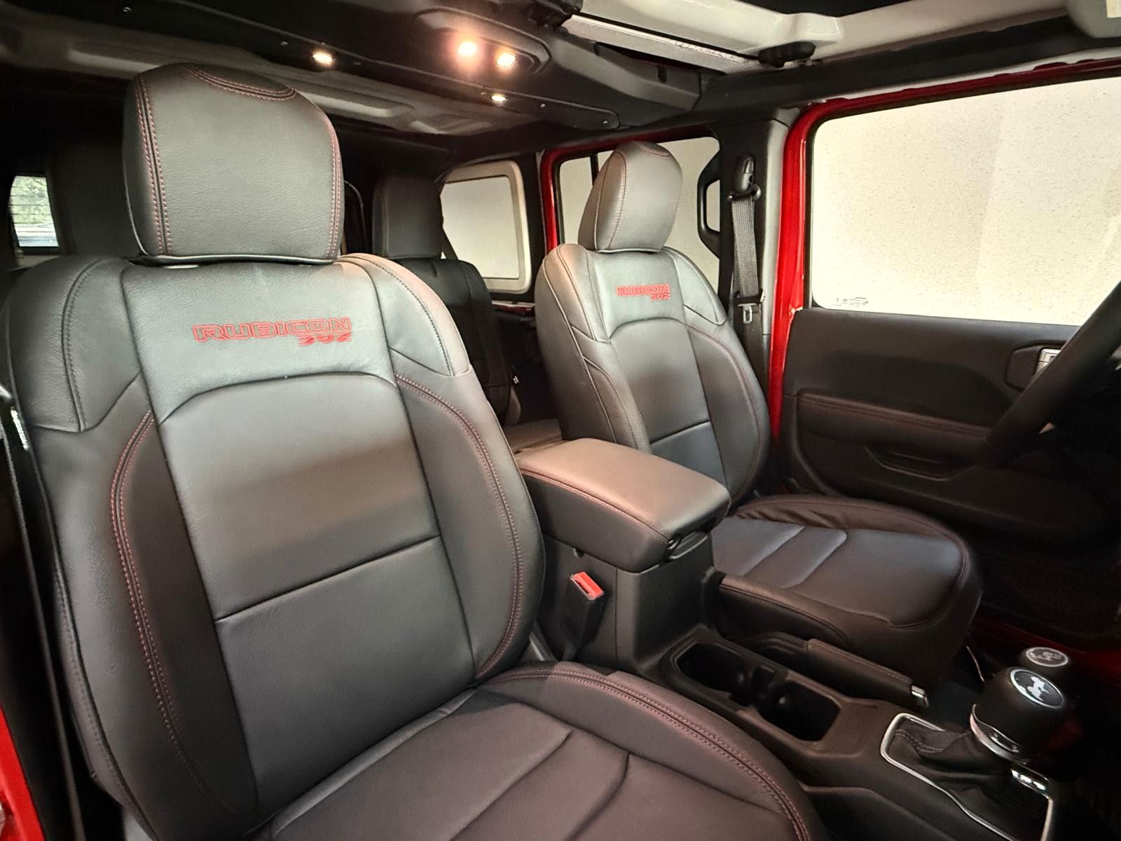 Fahrzeugabbildung Jeep RUBICON 392-6.4L HEMI V8-AHK 3500KG-35"
