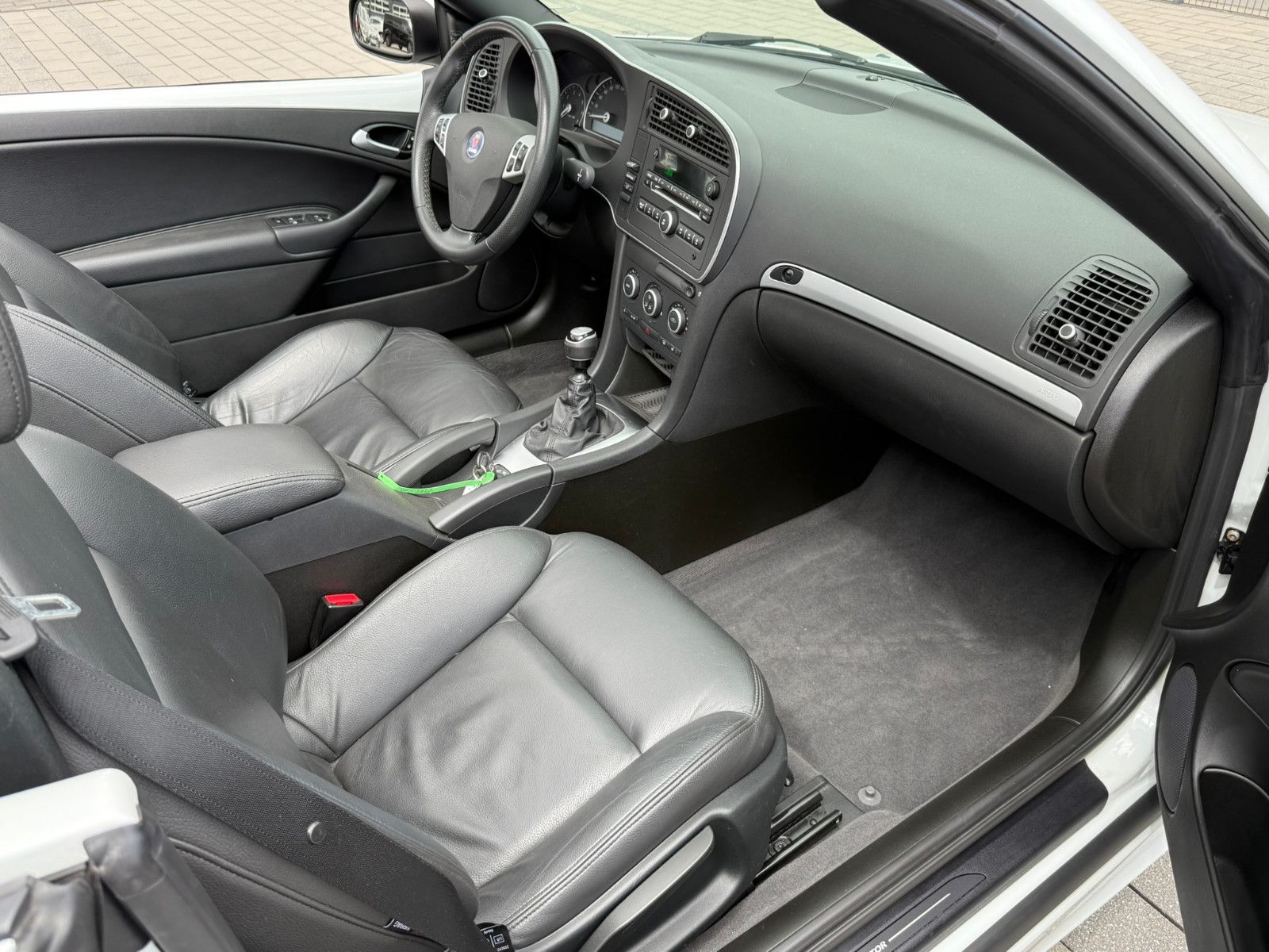 Fahrzeugabbildung Saab 9-3 Cabriolet Vector