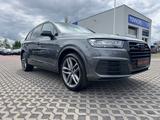 Audi Q7 3.0 TDI/Quattro/S-Line/Black Edition/Matrix.. - graue Audi Q7