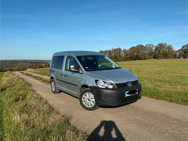 Volkswagen Caddy 1,6TDI 75kW Nutzfahrzeug mit Regalsystem