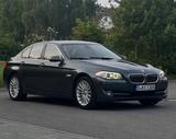 BMW 520i - Business|360*|SoftClose|StandHz|HUD|Leder