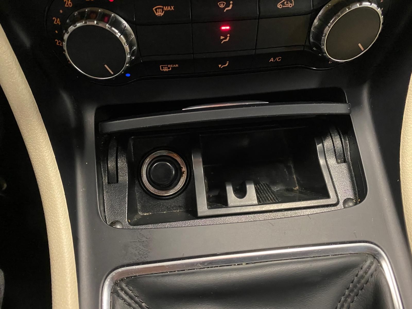 Fahrzeugabbildung Mercedes-Benz GLA 200 2.1 CDI KAT GLA 200 CDI / d (156.908) NA