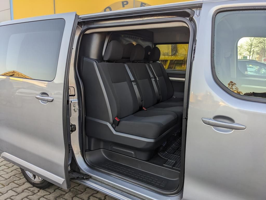 Autohaus Zimpel & Franke - Opel Vivaro Doppelkabine L 130 kW 177 PS Standheizung - Bild 11 Autohaus Zimpel & Franke - Opel Vivaro Doppelkabine L 130 kW 177 PS Standheizung - Bild 11