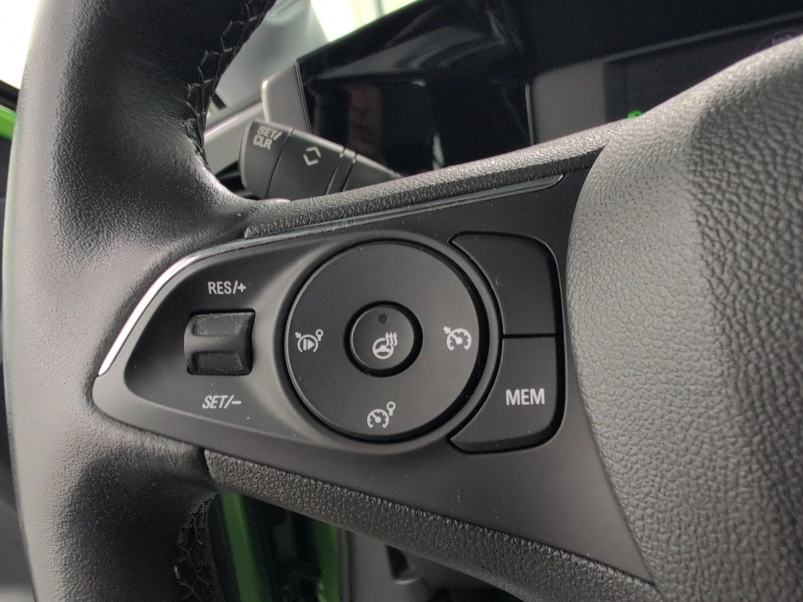 OPEL Mokka 1.2 Turbo Edition Kamera CarPlay – Bild 27