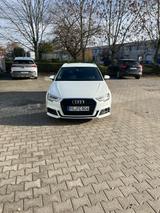 Audi A3 1.4 TFSI cod ultra S tr. design Sportb design - Audi A3 Gebrauchtwagen in Wuppertal