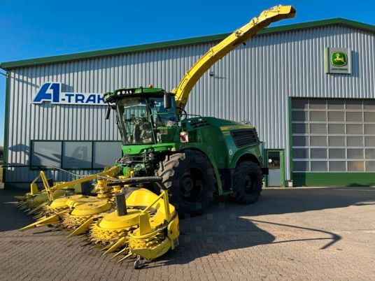 John Deere 8400i