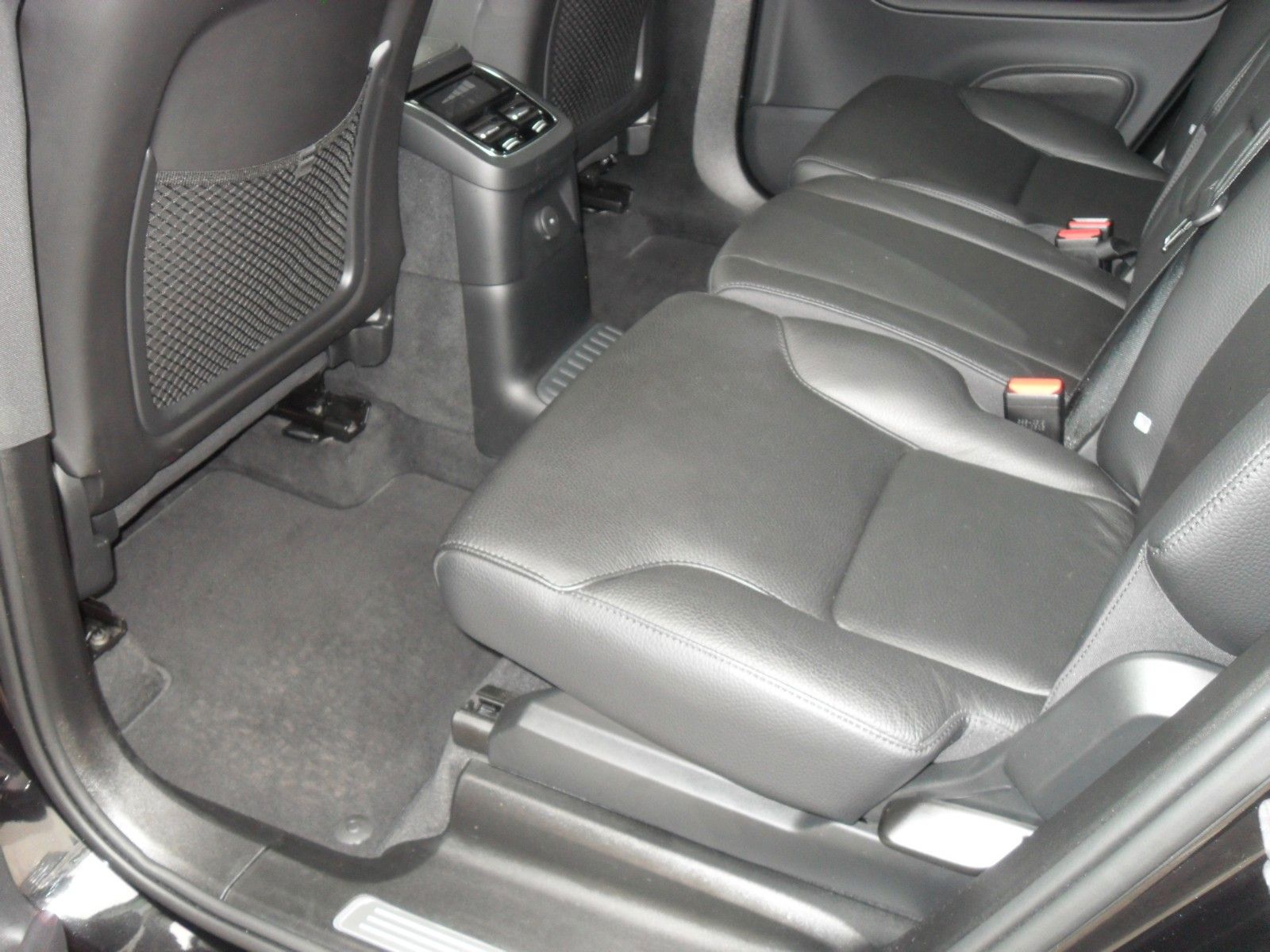 Fahrzeugabbildung Volvo XC90 T8  Inscription Expression