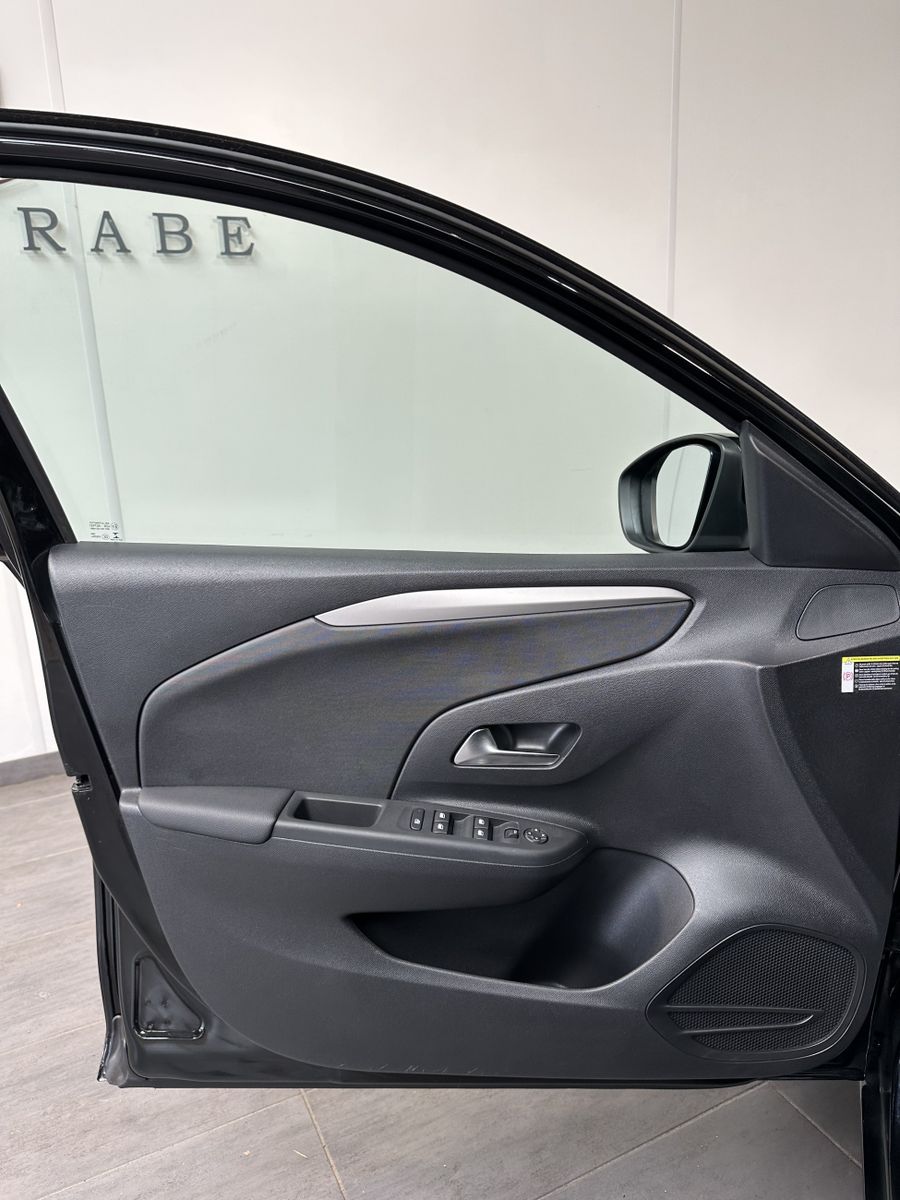 Fahrzeugabbildung Opel Corsa e Edition KOMFORT-PAKET+SHZ+EPH+16ZOLL+1HD