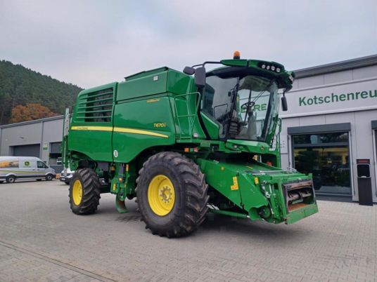 John Deere T670 HM