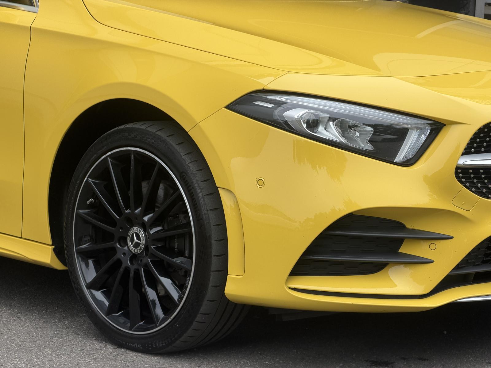 Mercedes-Benz A 250 e AMG LED MBUX Distronic Pano Kamera-360°