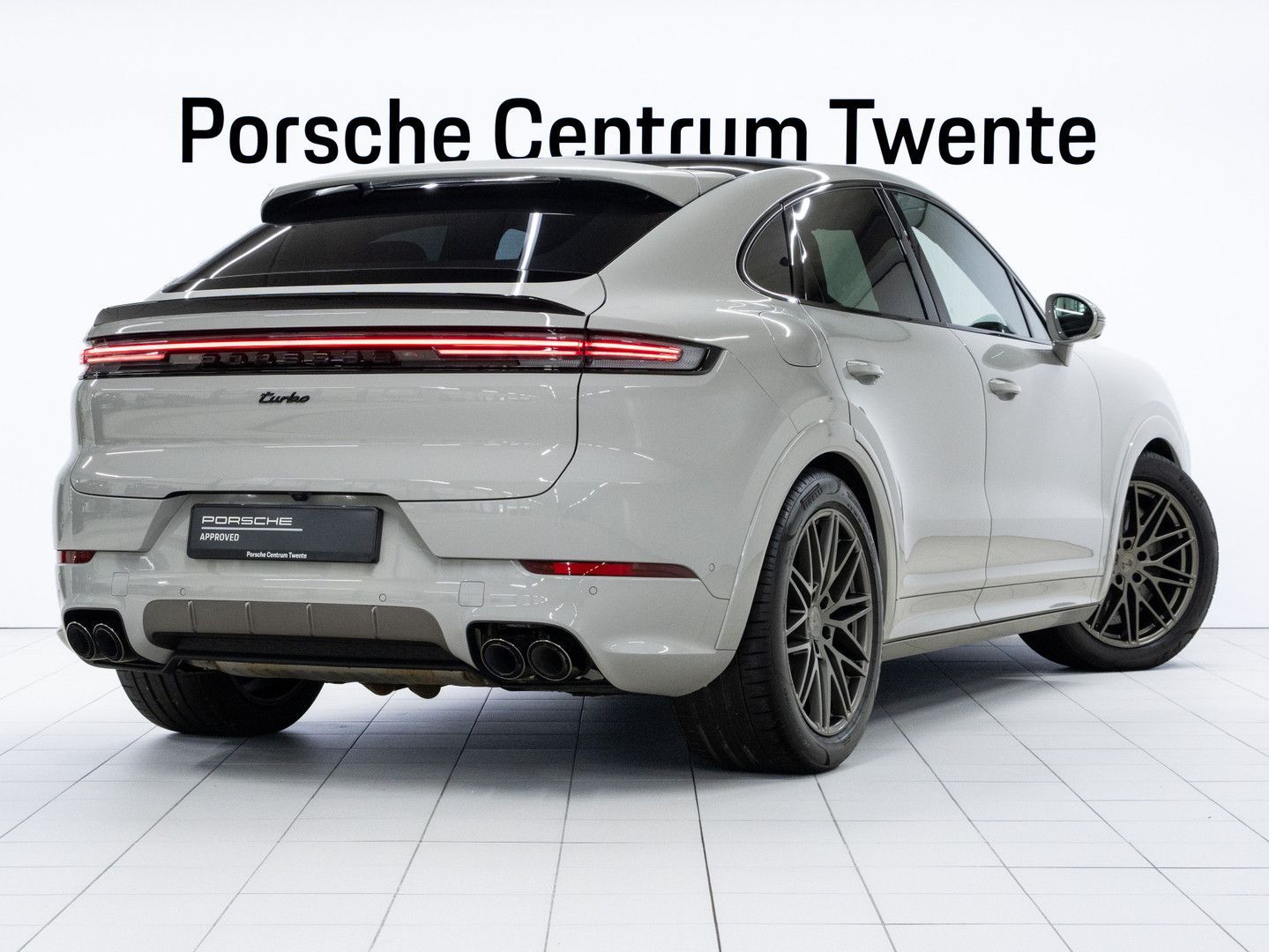 Porsche Cayenne Turbo E-Hybrid Coupé imagem 3