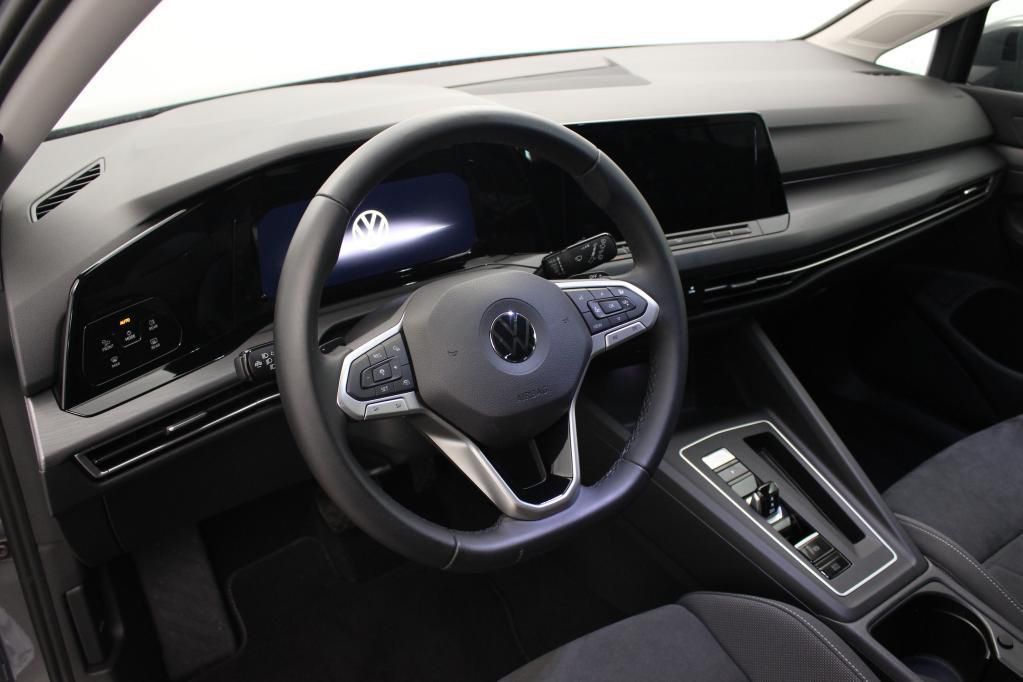 Volkswagen Golf Style 1.5 eTSI Tempo*PDC*RFK*SH*Klima*Nav