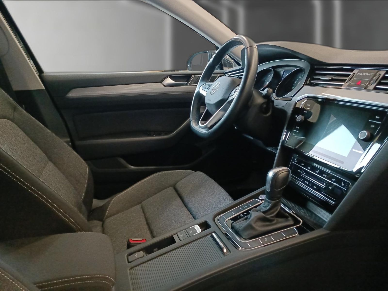 Volkswagen Passat - Bild 14
