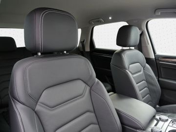 Volkswagen Touareg - 10