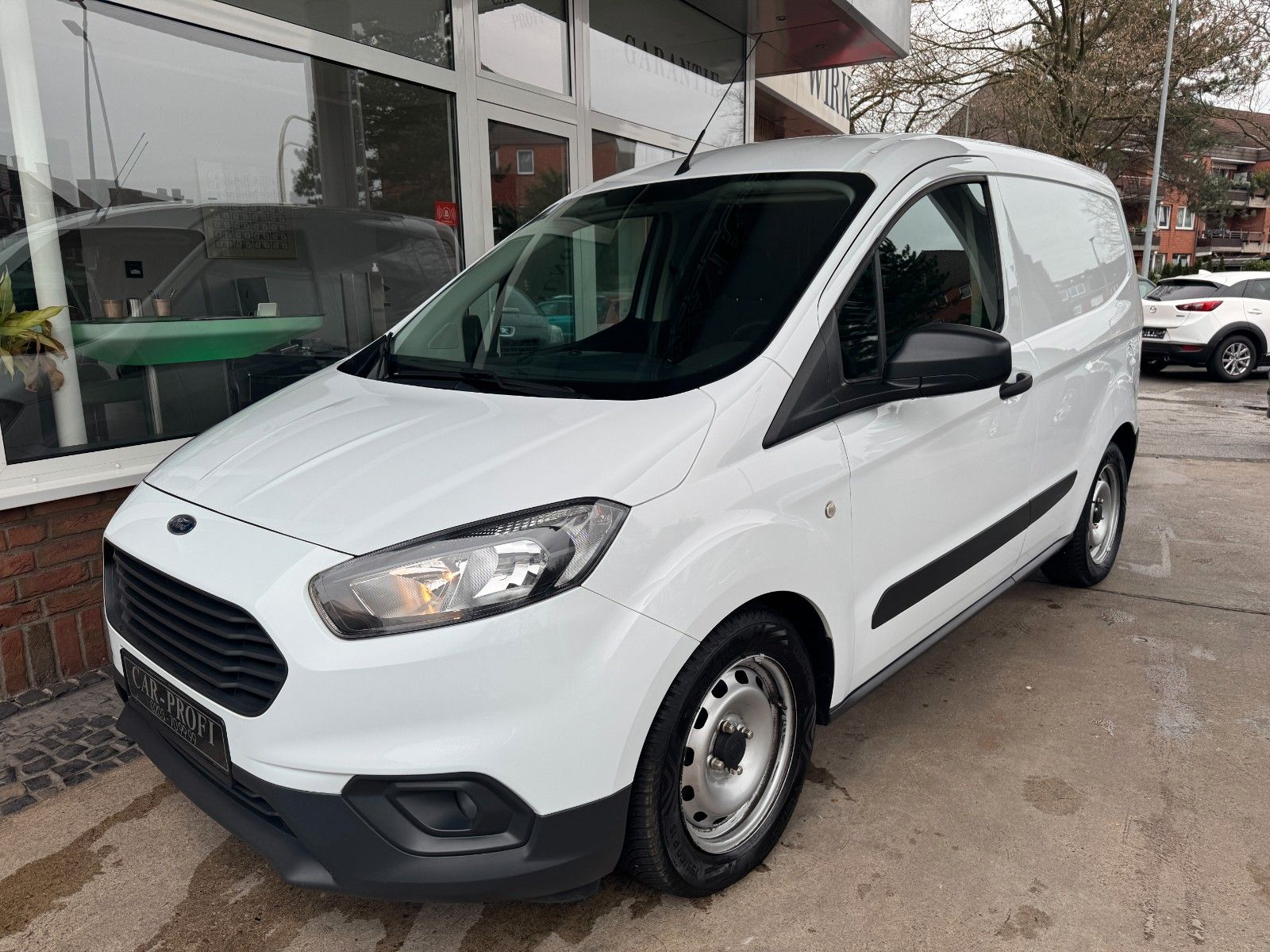 Fahrzeugabbildung Ford Transit Courier Klima/Bluetooth/1.Hand