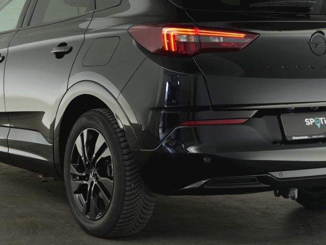 Grandland GS PHEV AT+ANHÄNGERKUPPLUNG+NAVI+RÜCKF