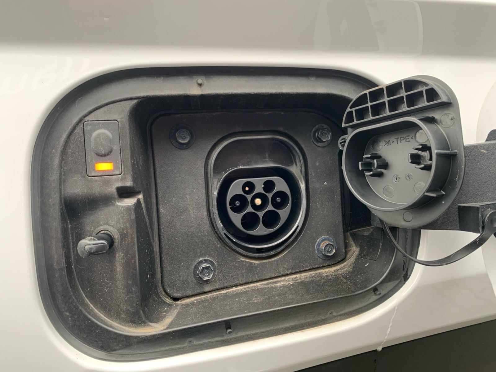 Fahrzeugabbildung Hyundai TUCSON 1.6 T-GDI Plug-In Hybrid 4WD LED