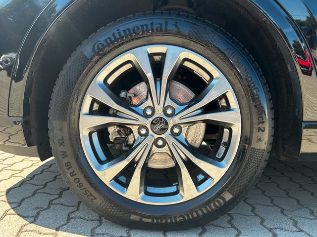 Kuga Plug-In Hybrid ST-Line X*PANO*B&O*ACC*