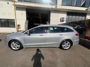 Ford Mondeo - 8