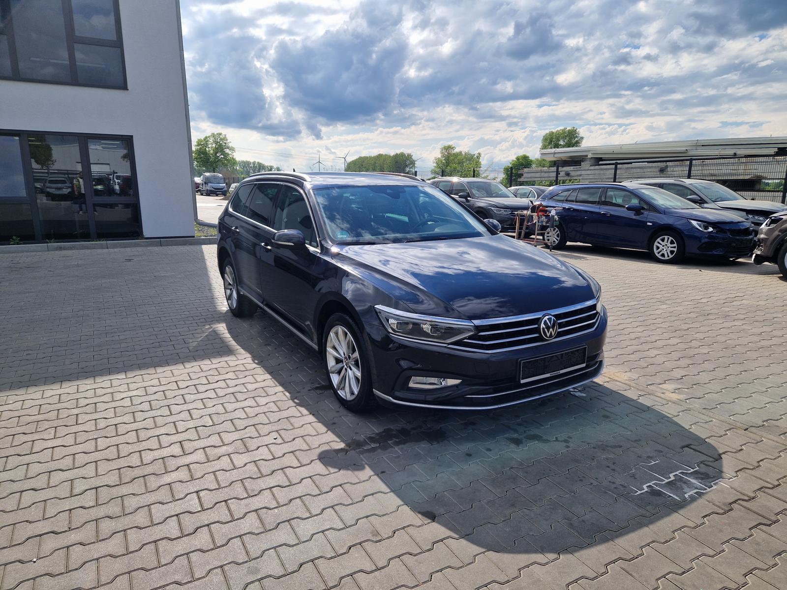 Volkswagen Passat Variant 2.0 TDI Elegance Metallic