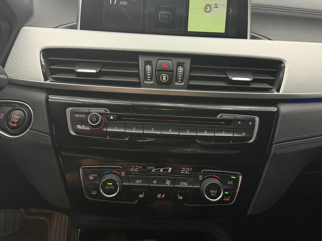 BMW X2 18iA sDrive M Sport, LED, Pano, HUD, Kamera
