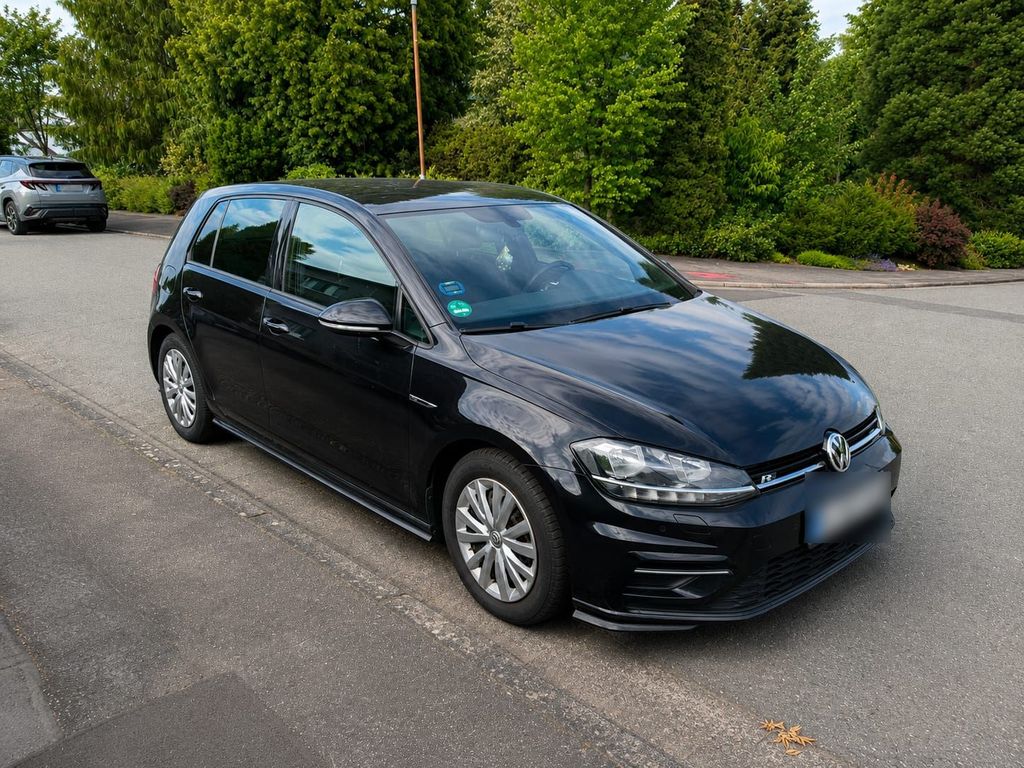 Image of Volkswagen Golf