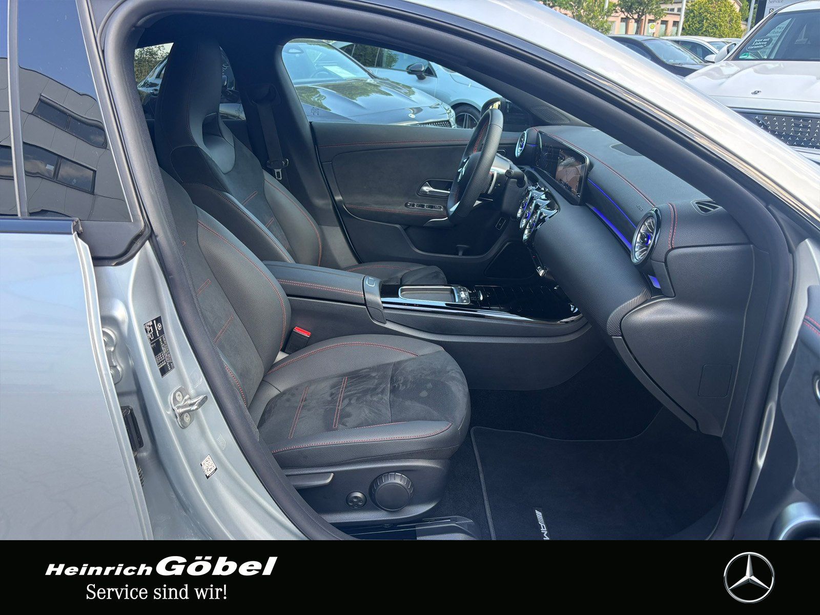 Fahrzeugabbildung Mercedes-Benz CLA 200 AMG*DISTRONIC*TOTWINKEL*ADV-SOUND*360°KA