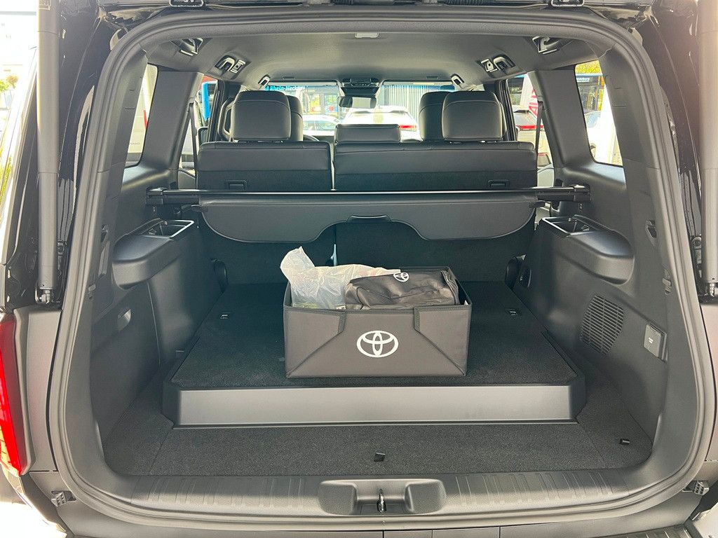 Fahrzeugabbildung Toyota Land Cruiser 2,8 D-4D AWD Executive 360° KAMERA
