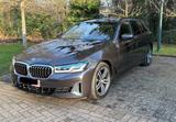 BMW 520dH&K Nappa Head up Vent seats digital key tv