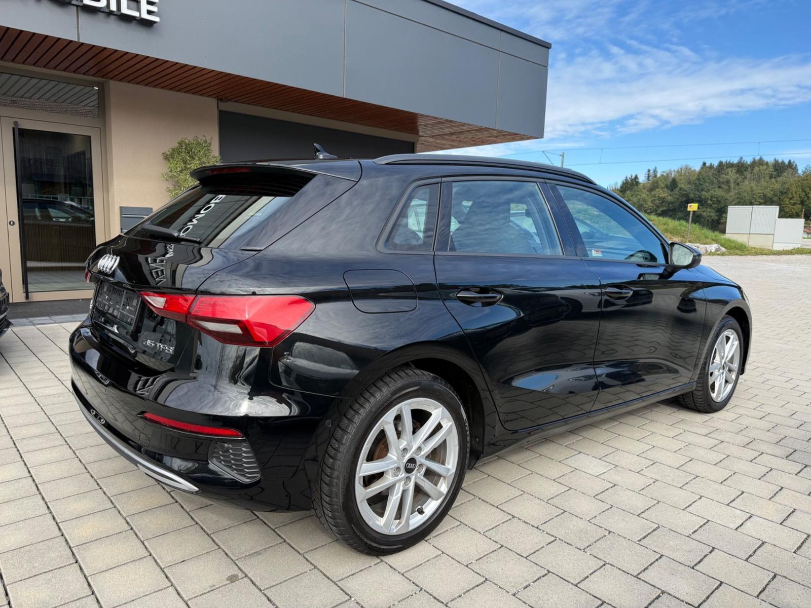 Audi A3 35 TFSI advanced, миниатюра 3