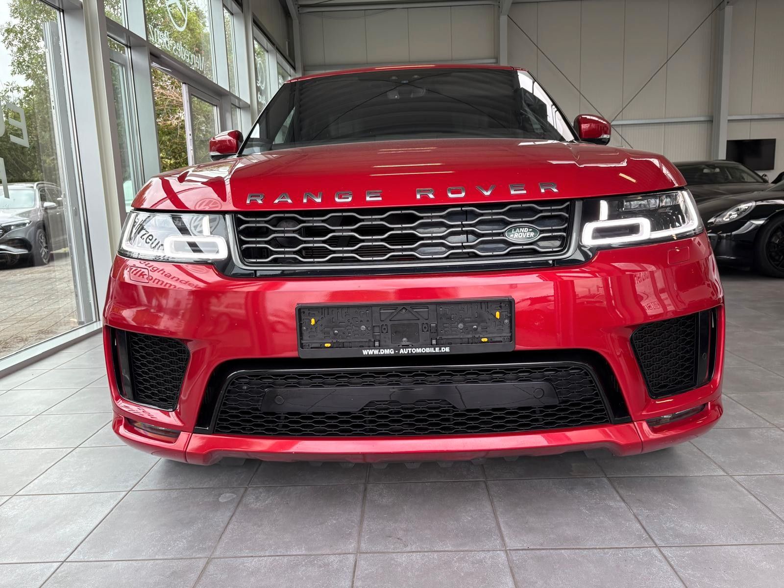 Fahrzeugabbildung Land Rover Range Rover Sport P400e HSE Dynamic, 21 zoll
