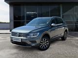 Volkswagen Tiguan Allspace Comfortline 1.4 TSI AHK, Navi, A - VW Tiguan Allspace Benzin Gebrauchtwagen