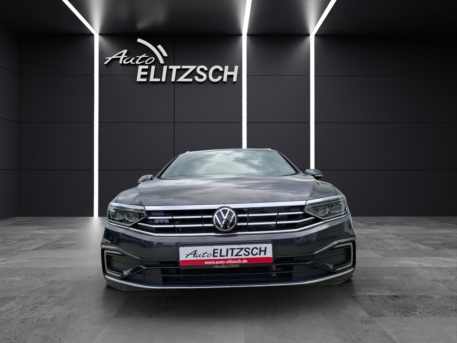 Fahrzeugabbildung Volkswagen Passat Variant GTE Standhzg Matrix AHK Leder ACC