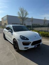Porsche Cayenne GTS GTS - Porsche in Duisburg