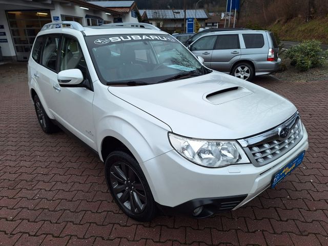 Subaru Forester 2.0D Edition AHK,Xenon