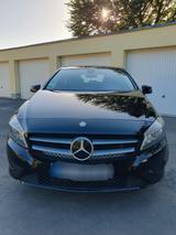 Mercedes-Benz BlueEFF A180 Unfallfrei, TÜV und Reifen Neu - Mercedes-Benz A 180 in Bonn