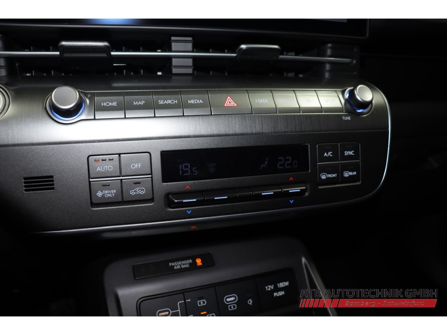 Fahrzeugabbildung Hyundai KONA Elektro MY26 65kWh 204 PS 2WD Trend Assist.