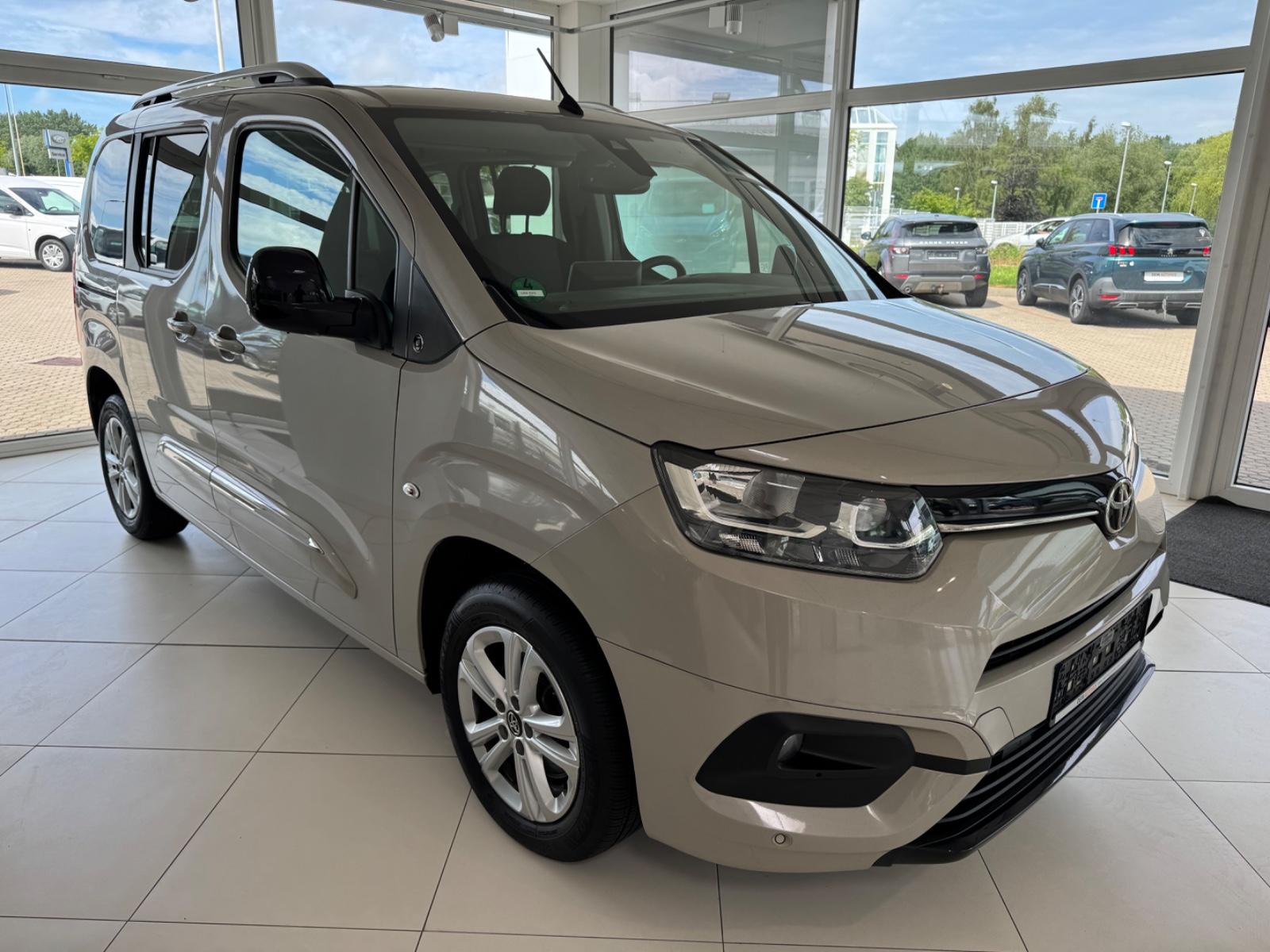 Toyota Proace City Verso L1 Team Deutschland/R-Kamera