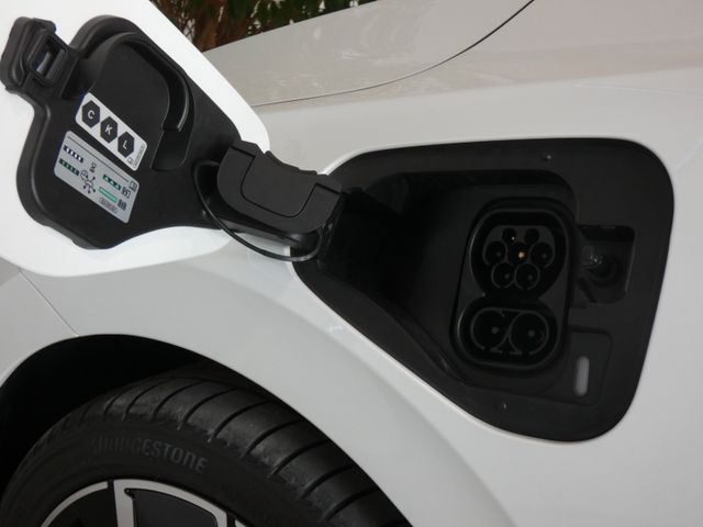 Golf 1.5 TSI eHybrid Style DSG AHK KAMERA MATRIX