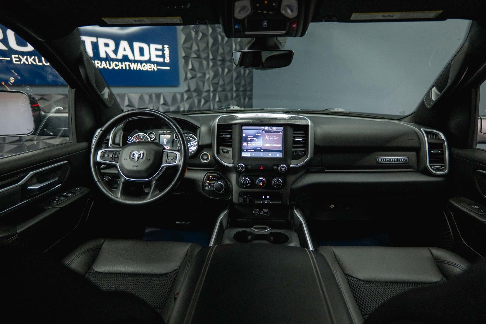 Fahrzeugabbildung Dodge RAM 5.7 V8 HEMI 4x4 BLUE EDITION Offroad LONGBED